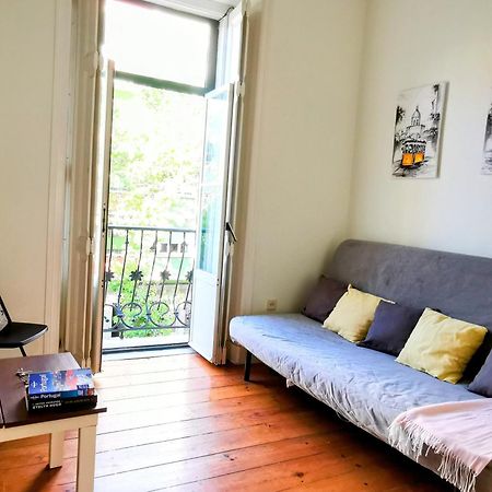 Tradicional Portuguese Apartment Lisbon Exterior photo