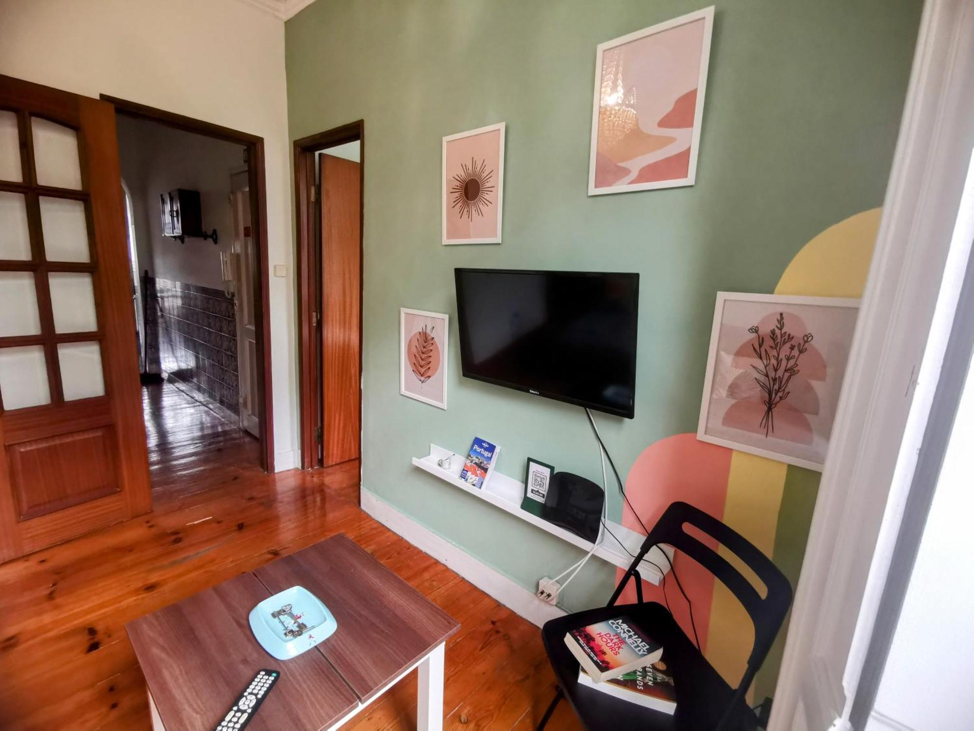 Tradicional Portuguese Apartment Lisbon Exterior photo